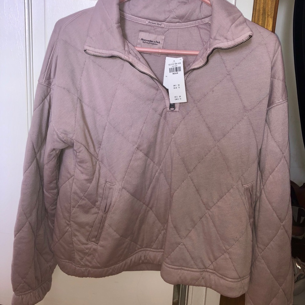 Women’s brand new pullover